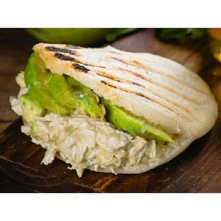  Arepa Reina Pepiada