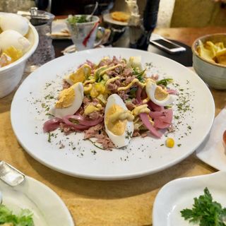 Tuna salata