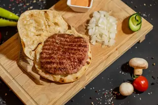 Pljeskavica u Lepinji 200gr