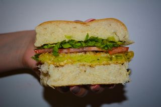 HAMB. AGUACATE MILLO QUESO