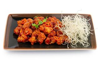 192.Kurczak w Słodkim Tajskim Sosie Chili (300g)