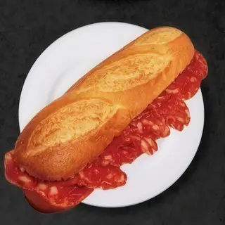 99. Bocadillo chorizo ibérico
