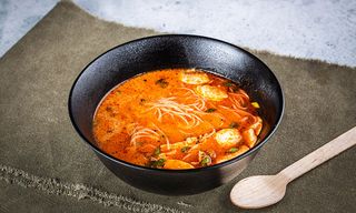 ტომიამი ქოქოსით და ქათმით