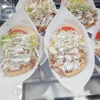 Kebab Doble Con Queso Mixto