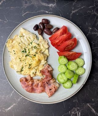 Бъркани яйца с Гхи масло