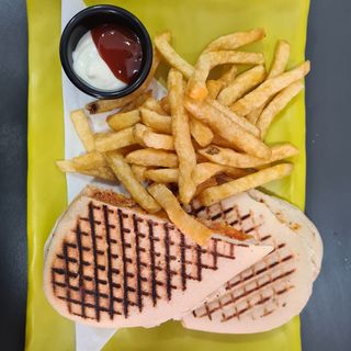 Mune 2 panini viande hachė+1l pepsi gratuit 