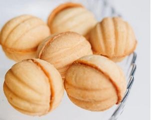 Горішок by Bodoni класичні