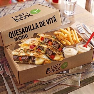 Meniu Quesadilla cu vita cu cartofi prajiti si sos de maioneza cu usturoi