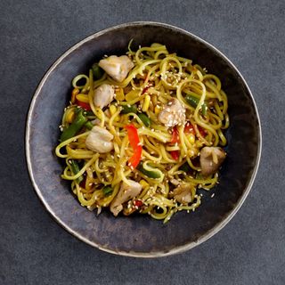 Локшина рамен з куркою (260г)