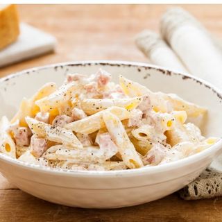 Penne panna e prosciutto cotto