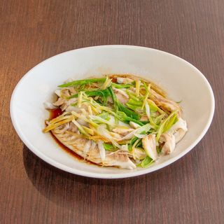 76) Branzino cotto al vapore in salsa speciale