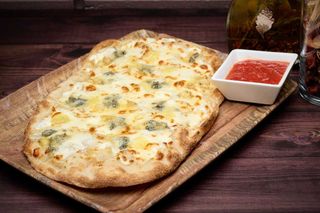 Pizza Quattro Formaggi