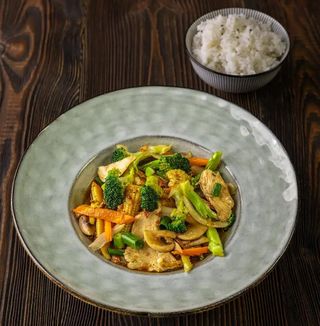 Pad Nam Man Hoi (owoce morza)