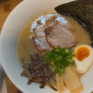 22. Ramen Tonkotsu