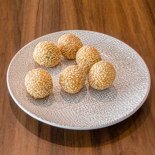 F13 - Bolas de Sésamo