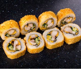 Теплий рол з куркою