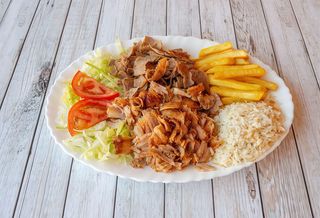 Plato Kebab Con Arroz