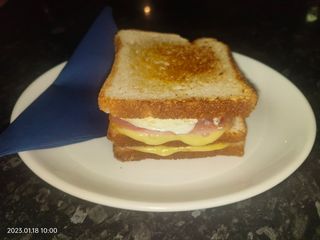 Sándwich Mixto Con Huevo