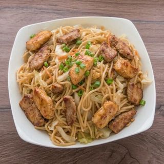 29А. Пържени спагети с пилешко, свинско и зеленчуци 900г