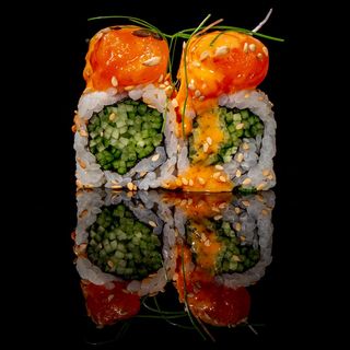 U36. Uramaki spicy salmone 8 pezzi