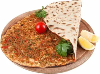 Lahmacun Pizza