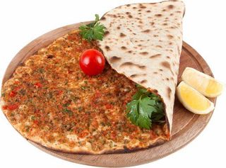 Lahmacun Pizza