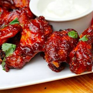 Honey BBQ Hot Chicken Wings 5 Peças