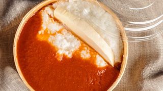 ღომი და სულგუნი საწებელით