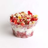 Fruit De Saison Au Yaourt Et Müesli