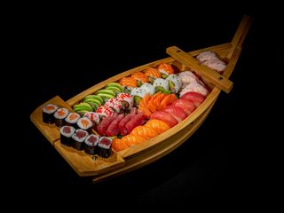 B9. Bandeja Sushi Variado 9 (48 Uds.)