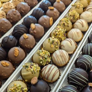 18 Praline miste gelato ricoperte da finissimo cioccolato