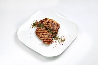 Ceafa de porc la gratar