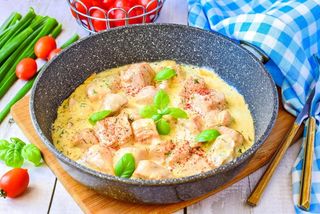 Куриная грудка в сливочном соусе