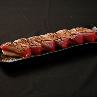 Nigiris De Tonyina Flamejada (6 Uds.)