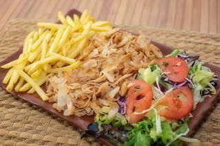 Oferta platos plato + arroz + patata + carne de kebab