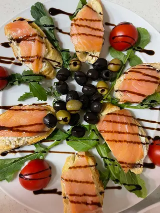 Bruschetta losos