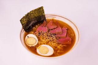 	Рамен с говядиной (350г)