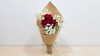 წითელი ვარდები ტრიო
