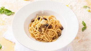 Spaghetti alla Cetara
