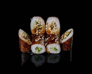 Макі огірок