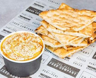 Snack de Hummus con Pita