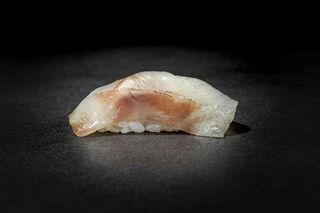 233. Nigiri branzino -2 pezzi