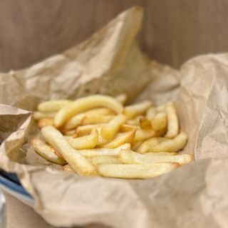 Картопля фрі з соусом (150/30г)