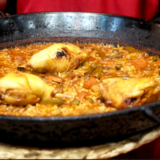 Paella de pollo