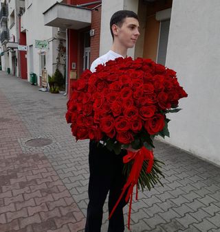 Bukiet - róża czerwona 70-80cm  15 szt