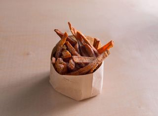 Frytki belgijskie z mozzarellą 300g