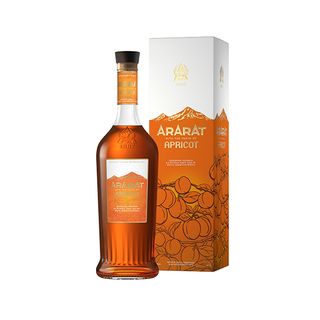 Կոնյակ ծիրանի 5* 0,5լ, , հատ