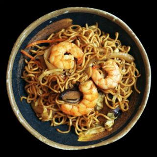 30. Yakisoba Con Gambas