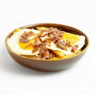 Huevos Estrellados Con Virutas De Jamon Ibérico