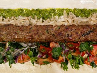 Лафа з кебабом та хумусом (450g)